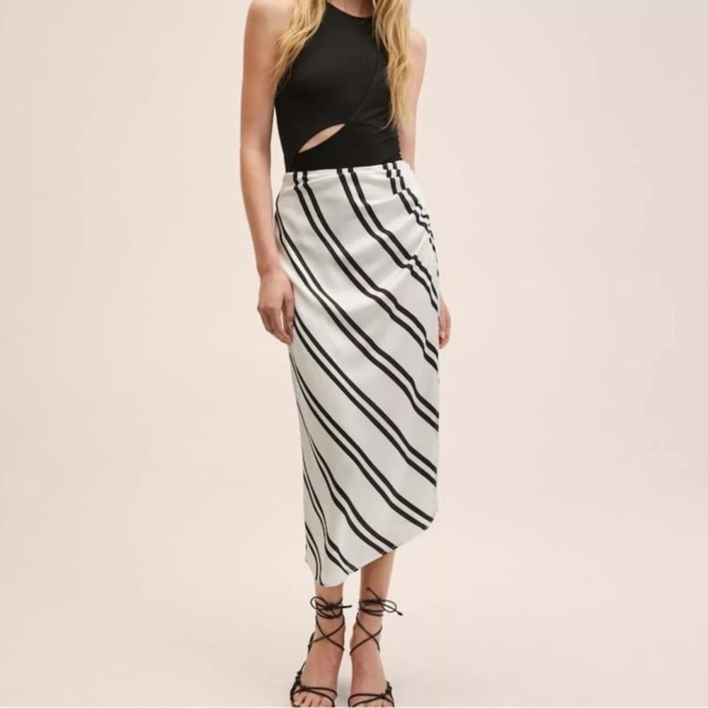 •Mango MNG New Cream Black Diagonal Striped Ruched Small Satin Maxi Skirt #RB